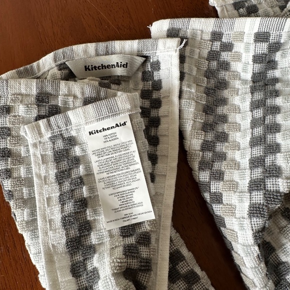 New handcrafted kitchen scarf / kitchen boa - Picture 3 of 5